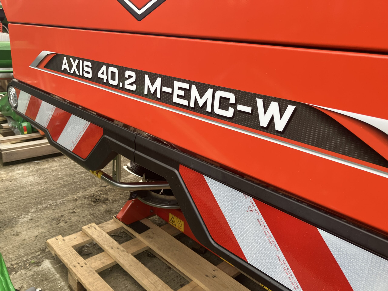 Kuhn Axis 40.2 M-EMC-W - Esparcidor de fertilizantes: foto 3 Kuhn Axis 40.2 M-EMC-W - Esparcidor de fertilizantes: foto 3