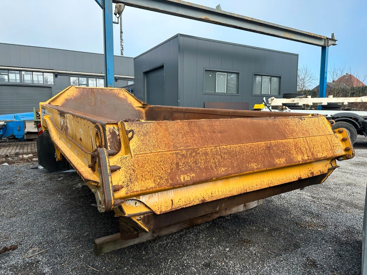 Bell B 25 E Dumper Mulden Kipper Aufbau - Carrocería basculante: foto 4 Bell B 25 E Dumper Mulden Kipper Aufbau - Carrocería basculante: foto 4