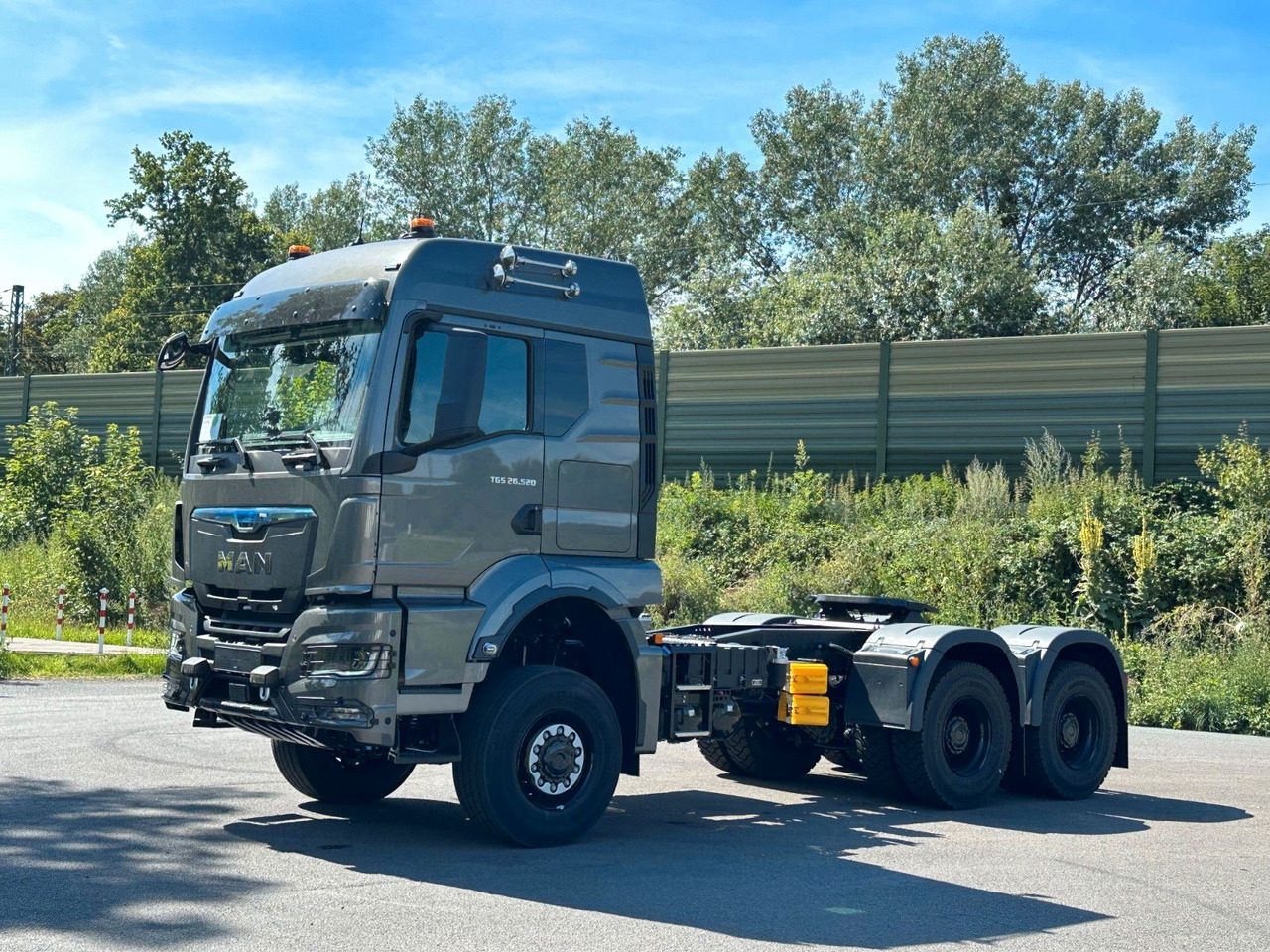 MAN TGS 26.520 6x6 - Cabeza tractora: foto 2 MAN TGS 26.520 6x6 - Cabeza tractora: foto 2