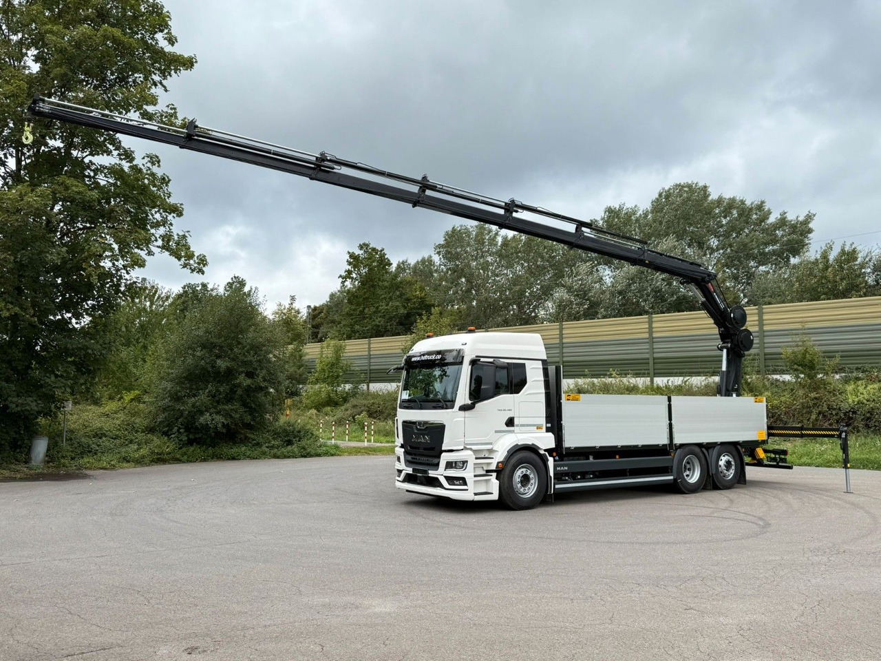 MAN TGS 26.480 /6X2 Euro6 Retarder HIAB 228 - 6 - Camión grúa: foto 1 MAN TGS 26.480 /6X2 Euro6 Retarder HIAB 228 - 6 - Camión grúa: foto 1