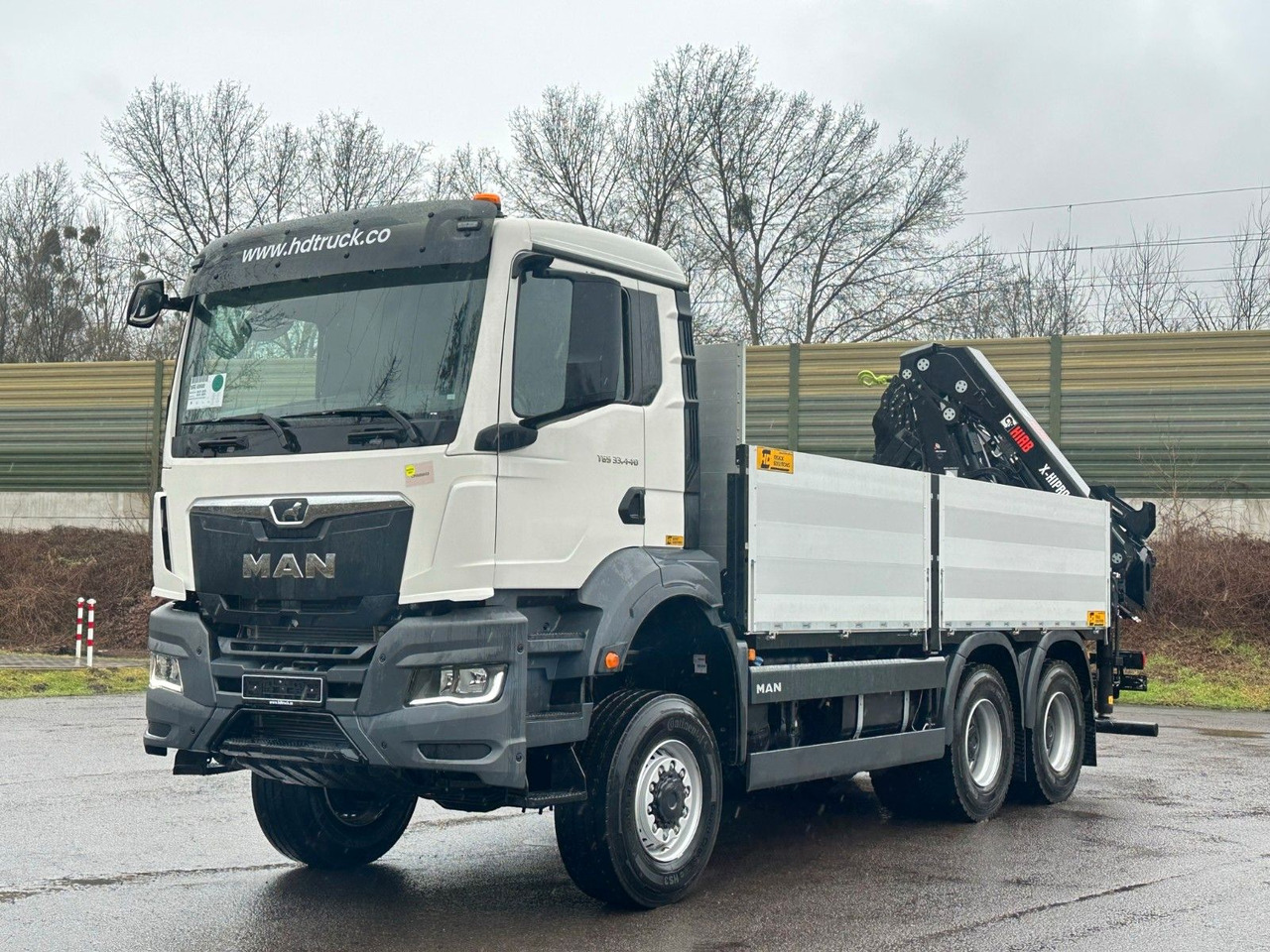MAN TGS 33.440 6x6 Kran HIAB X-HiPro 302 E 6 - Camión grúa: foto 2 MAN TGS 33.440 6x6 Kran HIAB X-HiPro 302 E 6 - Camión grúa: foto 2
