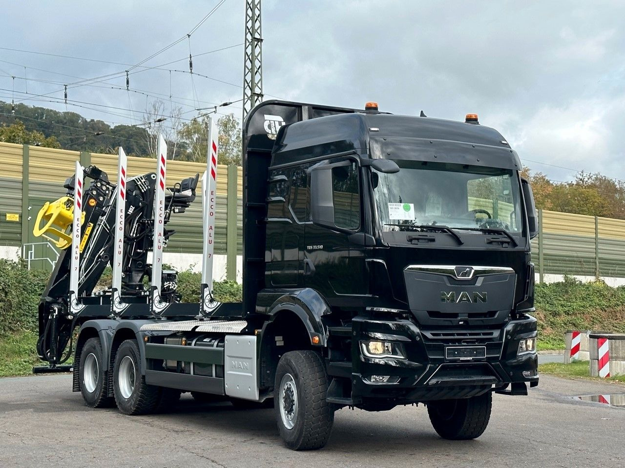 Camión forestal, Camión grúa MAN TGS 33.520 6X6  Euro6e  LogLift 165 Z: foto 7