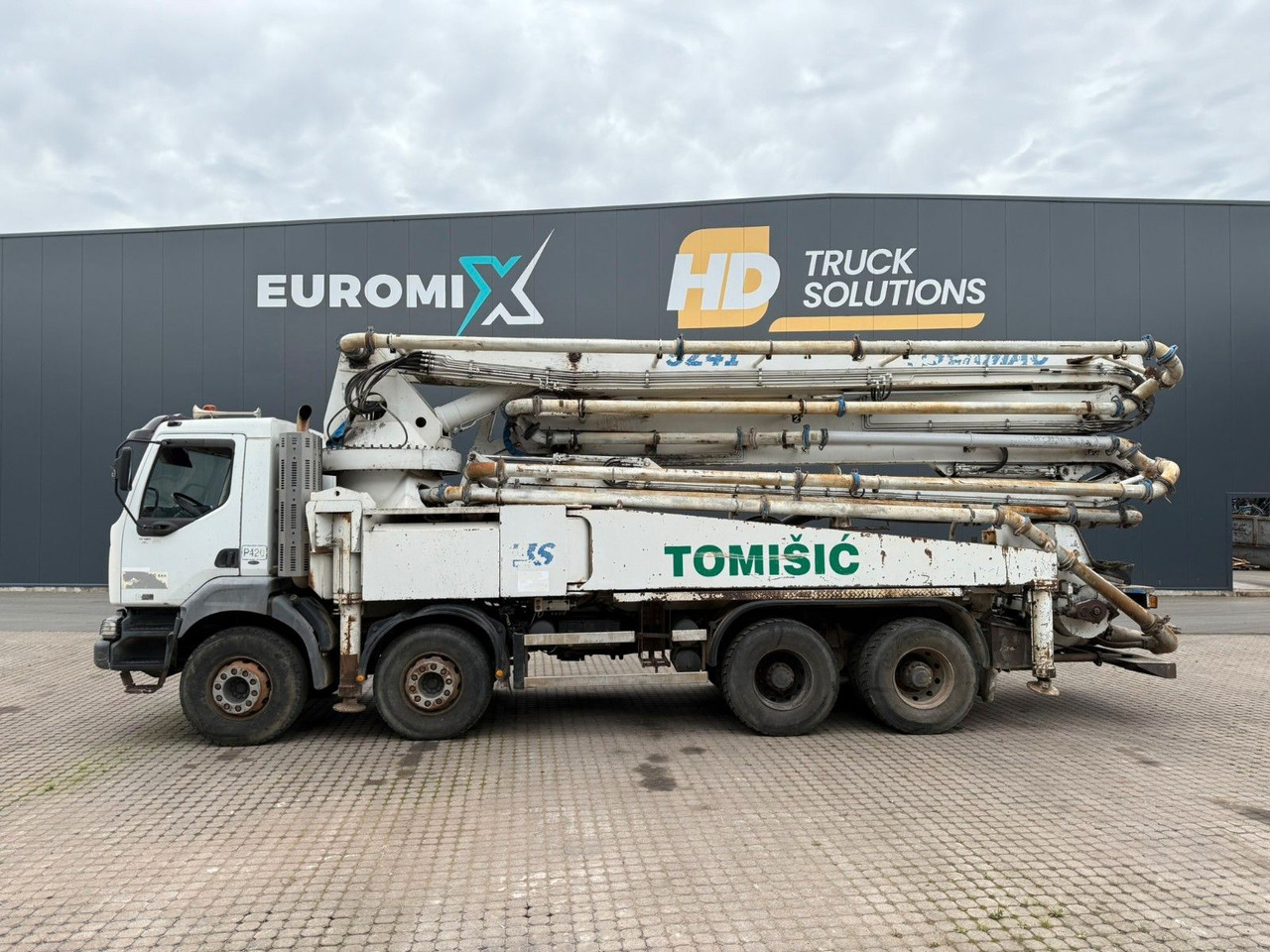 Renault Kerax 420 dci Sermac 41m Betonpumpe - Camión bomba de hormigón: foto 2 Renault Kerax 420 dci Sermac 41m Betonpumpe - Camión bomba de hormigón: foto 2