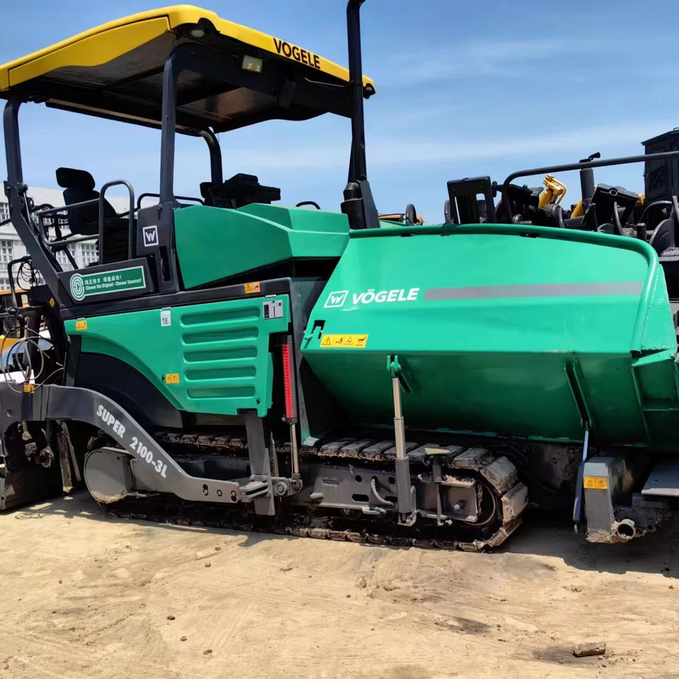 High Quality Used VOGELE 2100-3L Paver Construction Machinery Good Condition VOGELE Paver - Pavimentadora de asfalto: foto 1 High Quality Used VOGELE 2100-3L Paver Construction Machinery Good Condition VOGELE Paver - Pavimentadora de asfalto: foto 1