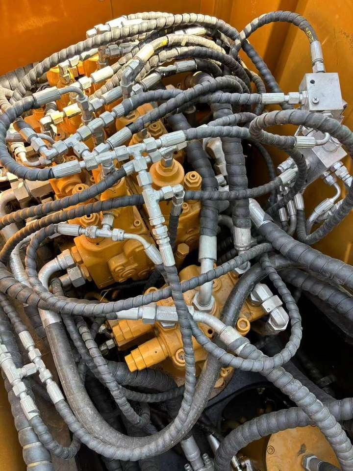 SANY S Y 135 C - Excavadora de cadenas: foto 3 SANY S Y 135 C - Excavadora de cadenas: foto 3