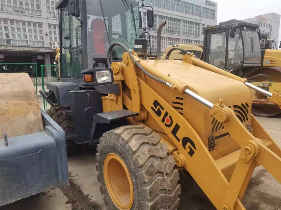 Used Backhoe Wheel Loader SDLG LGB680 Earth Moving Equipment Second Hand Backhoe Loader Cheap Price - Retroexcavadora: foto 2 Used Backhoe Wheel Loader SDLG LGB680 Earth Moving Equipment Second Hand Backhoe Loader Cheap Price - Retroexcavadora: foto 2
