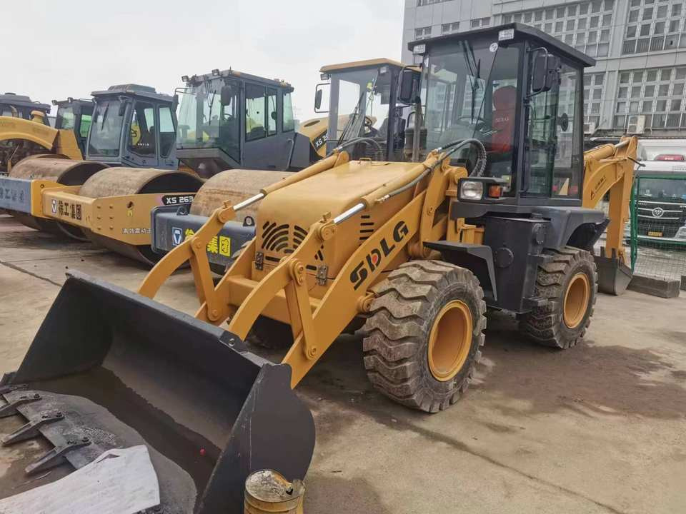 Used Backhoe Wheel Loader SDLG LGB680 Earth Moving Equipment Second Hand Backhoe Loader Cheap Price - Retroexcavadora: foto 3 Used Backhoe Wheel Loader SDLG LGB680 Earth Moving Equipment Second Hand Backhoe Loader Cheap Price - Retroexcavadora: foto 3
