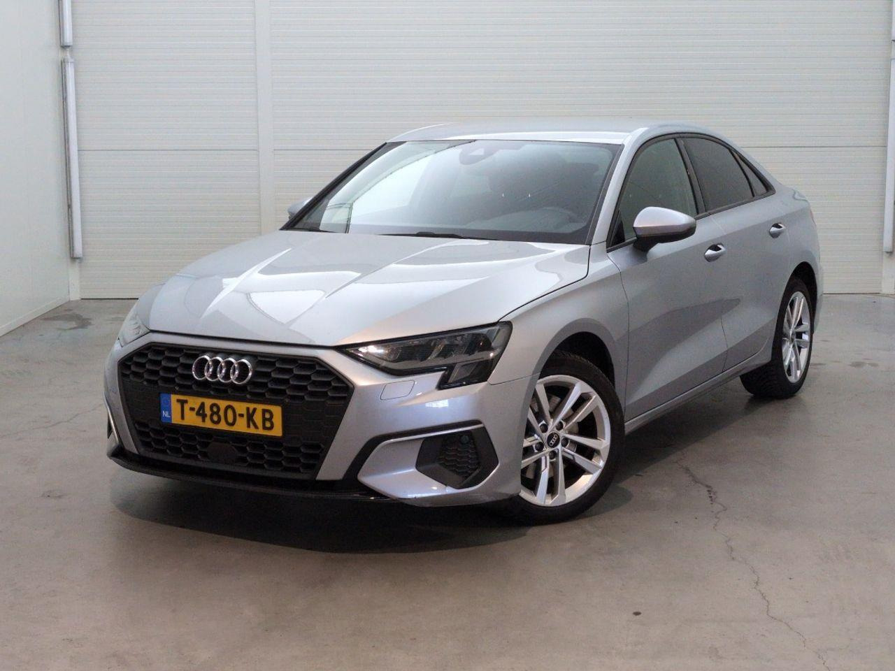 Audi A3 Limousine 35 TFSI edition one | 2021 | 60.185 km | Automaat | T480KB | NAP: Geen oordeel - Sedan: foto 1 Audi A3 Limousine 35 TFSI edition one | 2021 | 60.185 km | Automaat | T480KB | NAP: Geen oordeel - Sedan: foto 1