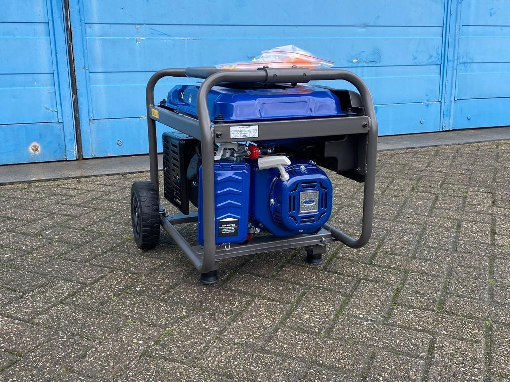 Ford FG4050 Benzine Generator - Generador industriale: foto 4 Ford FG4050 Benzine Generator - Generador industriale: foto 4