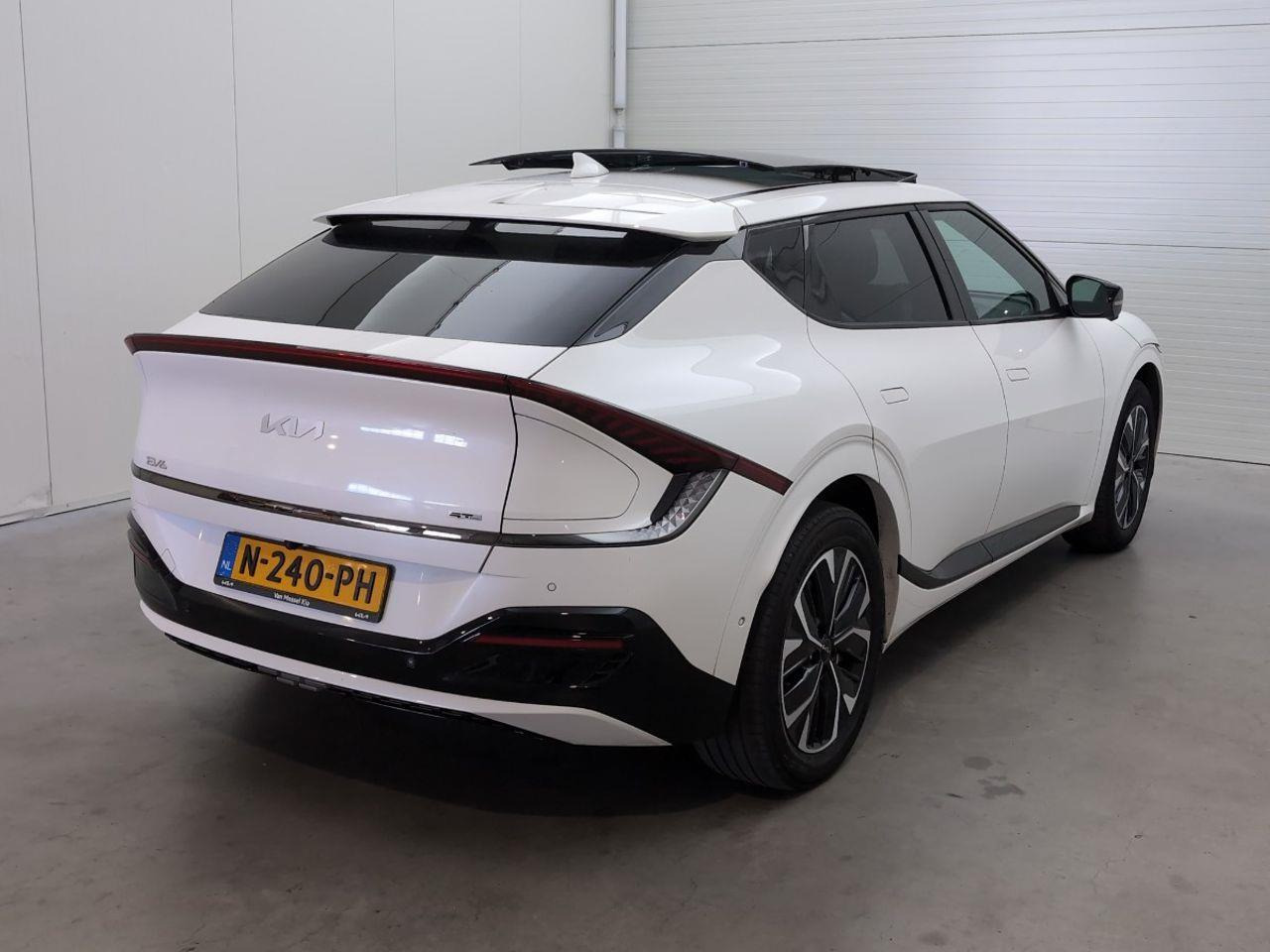 Kia EV6 GT - Line 77.4 kWh | 2021 | 133.453 km | Automaat | N240PH | NAP: Logisch - SUV/ Todoterreno: foto 4 Kia EV6 GT - Line 77.4 kWh | 2021 | 133.453 km | Automaat | N240PH | NAP: Logisch - SUV/ Todoterreno: foto 4