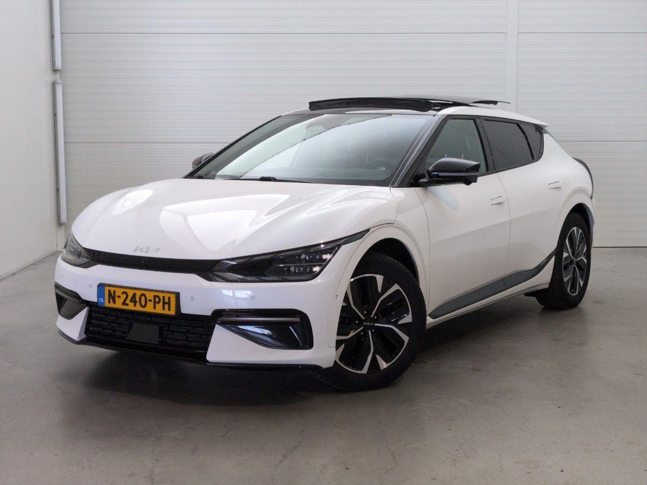 Kia EV6 GT - Line 77.4 kWh | 2021 | 133.453 km | Automaat | N240PH | NAP: Logisch - SUV/ Todoterreno: foto 1 Kia EV6 GT - Line 77.4 kWh | 2021 | 133.453 km | Automaat | N240PH | NAP: Logisch - SUV/ Todoterreno: foto 1
