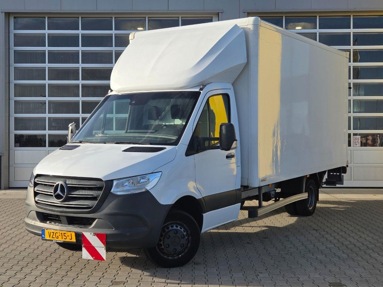 Mercedes - Benz Sprinter 516 2.2 CDI L3 EURO VI - D | 2020 | 150.987 km | Automaat | VZG15J | NAP: Geen oordeel - Furgoneta caja cerrada: foto 1 Mercedes - Benz Sprinter 516 2.2 CDI L3 EURO VI - D | 2020 | 150.987 km | Automaat | VZG15J | NAP: Geen oordeel - Furgoneta caja cerrada: foto 1