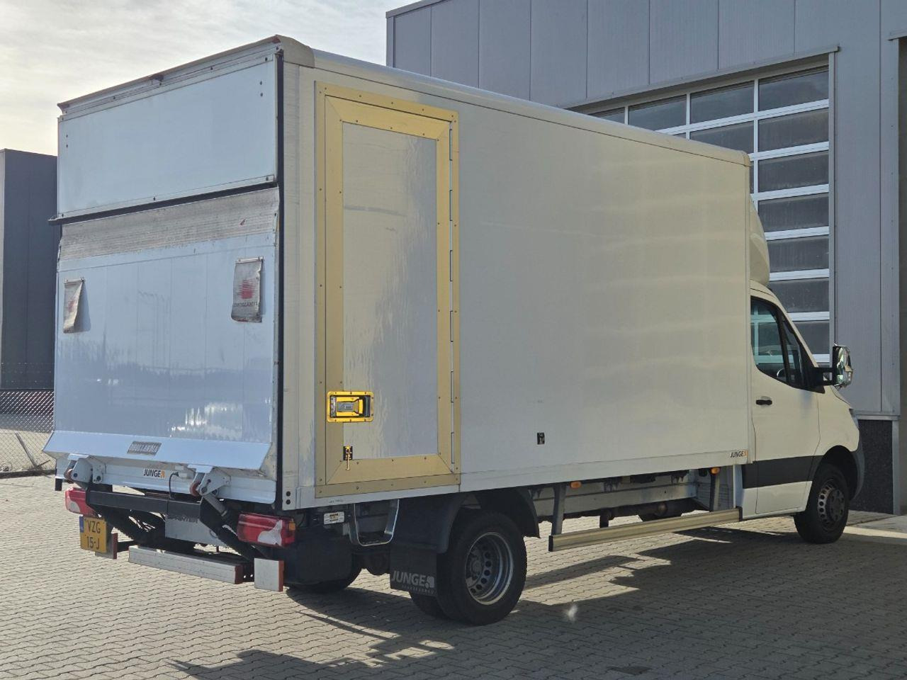 Mercedes - Benz Sprinter 516 2.2 CDI L3 EURO VI - D | 2020 | 150.987 km | Automaat | VZG15J | NAP: Geen oordeel - Furgoneta caja cerrada: foto 4 Mercedes - Benz Sprinter 516 2.2 CDI L3 EURO VI - D | 2020 | 150.987 km | Automaat | VZG15J | NAP: Geen oordeel - Furgoneta caja cerrada: foto 4