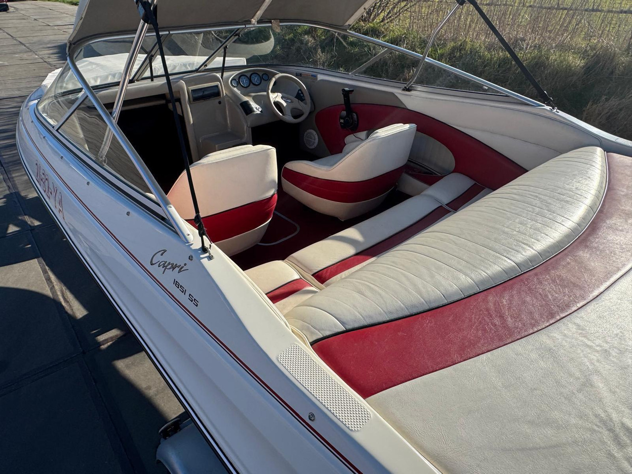 Bayliner Capri 1851 SS 4,3L V6+ Kalf Trailer - Otros maquinaria: foto 2 Bayliner Capri 1851 SS 4,3L V6+ Kalf Trailer - Otros maquinaria: foto 2