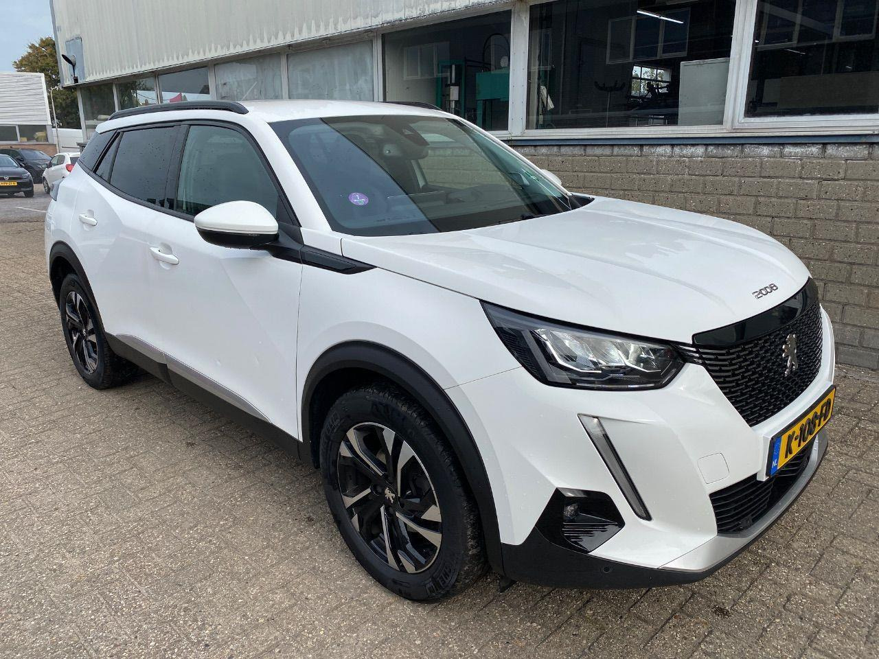 Peugeot 2008 1.2 PureTech Allure | 2020 | 105.162 km | K108FD | NAP: Logisch - SUV/ Todoterreno: foto 2 Peugeot 2008 1.2 PureTech Allure | 2020 | 105.162 km | K108FD | NAP: Logisch - SUV/ Todoterreno: foto 2