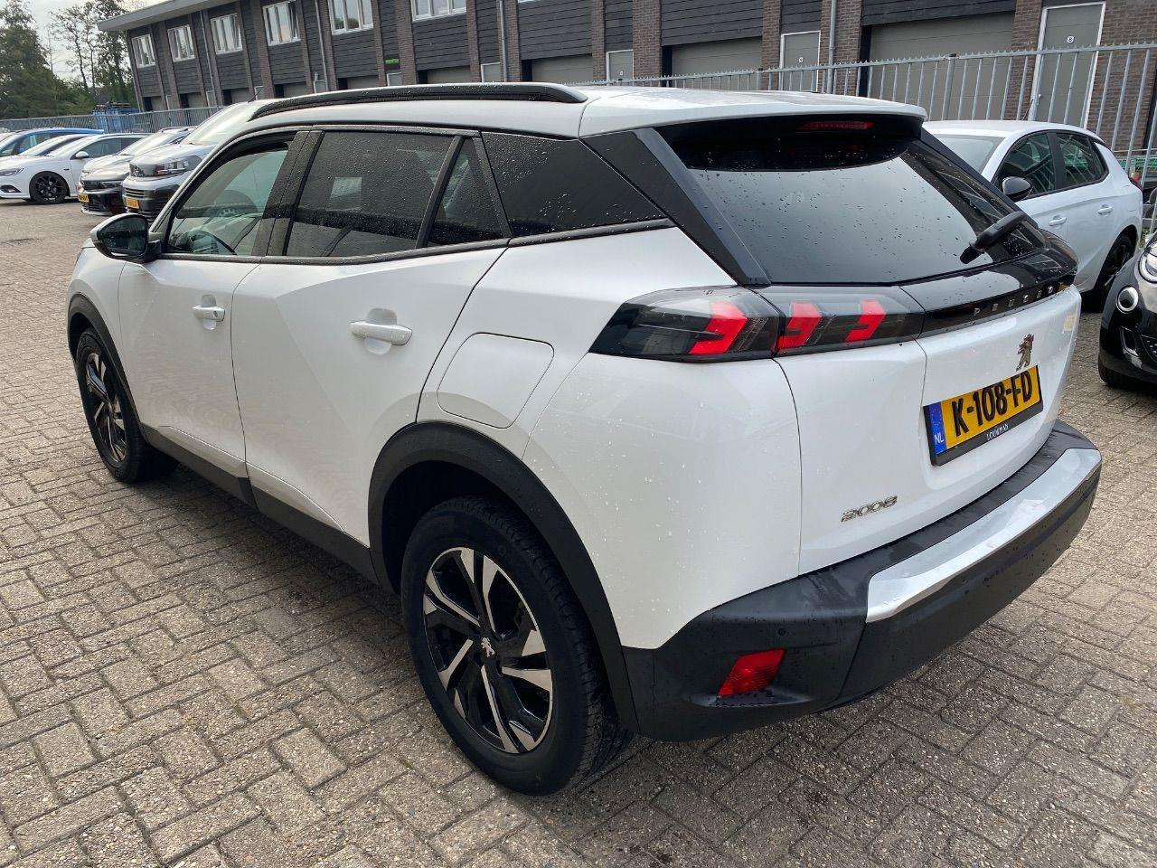 Peugeot 2008 1.2 PureTech Allure | 2020 | 105.162 km | K108FD | NAP: Logisch - SUV/ Todoterreno: foto 3 Peugeot 2008 1.2 PureTech Allure | 2020 | 105.162 km | K108FD | NAP: Logisch - SUV/ Todoterreno: foto 3