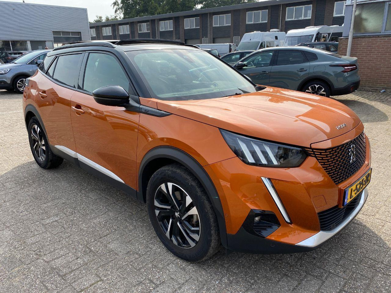 Peugeot e - 2008 EV GT 50 kWh | 2021 | 148.891 km | Automaat | L525ZR | NAP: Logisch - SUV/ Todoterreno: foto 2 Peugeot e - 2008 EV GT 50 kWh | 2021 | 148.891 km | Automaat | L525ZR | NAP: Logisch - SUV/ Todoterreno: foto 2
