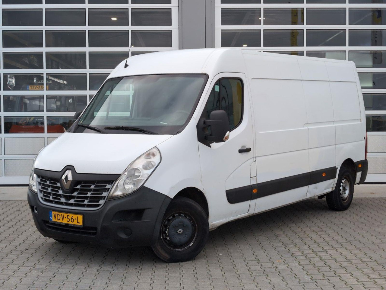 Renault Master T35 2.3 dCi L3H2 | 2019 | 290.394 km | VDV56L | NAP: Logisch - Furgón: foto 1 Renault Master T35 2.3 dCi L3H2 | 2019 | 290.394 km | VDV56L | NAP: Logisch - Furgón: foto 1