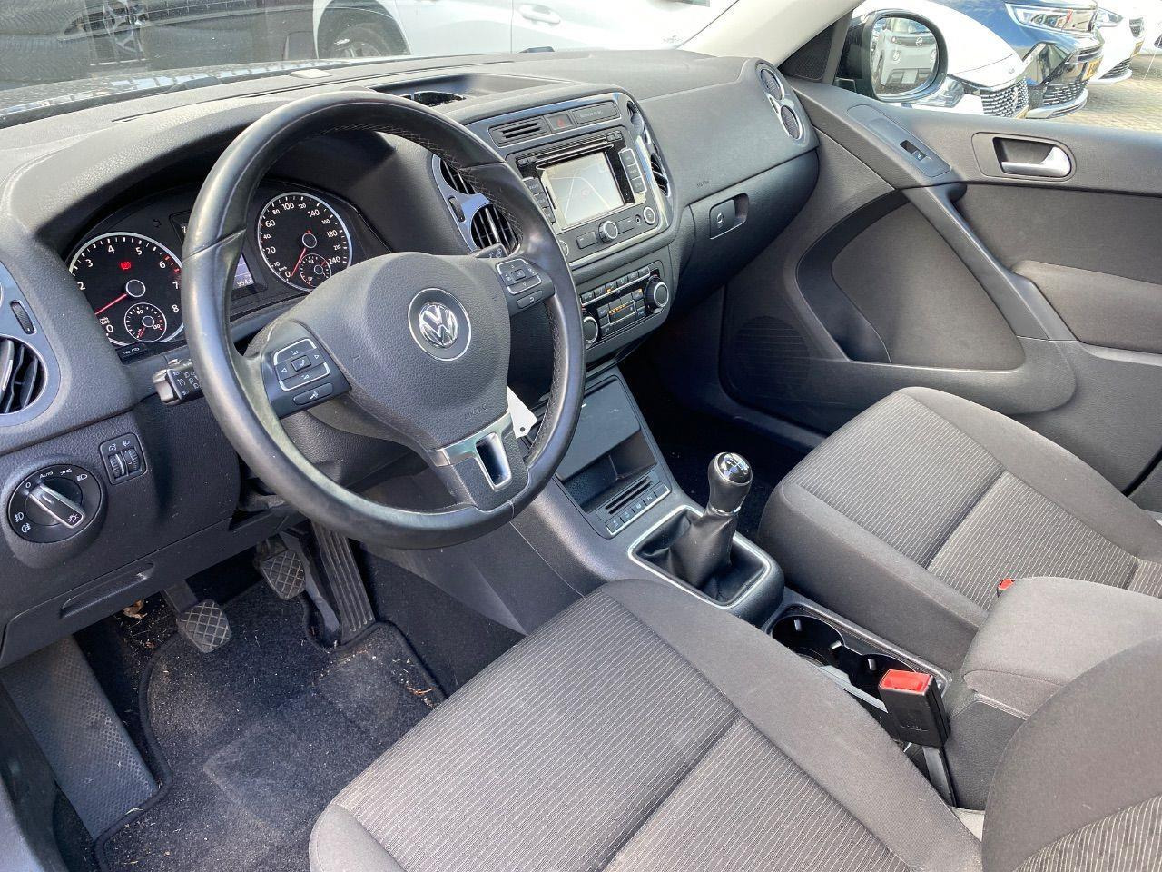 Volkswagen Tiguan 1.4 TSI Comfort&Design Edition | 2014 | 82.628 km | 8TFG89 | NAP: Logisch - SUV/ Todoterreno: foto 5 Volkswagen Tiguan 1.4 TSI Comfort&Design Edition | 2014 | 82.628 km | 8TFG89 | NAP: Logisch - SUV/ Todoterreno: foto 5