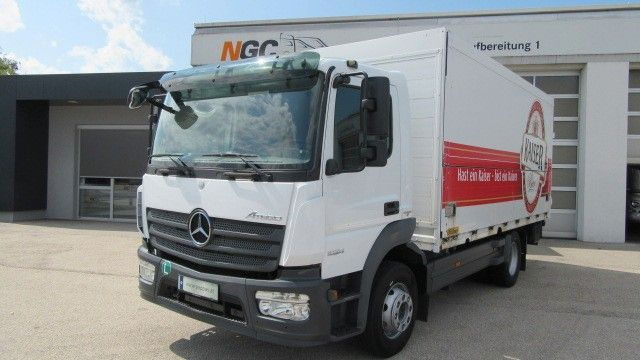 Mercedes-Benz Atego 1524L Getränkekoffer, LBW, Euro6 - Camión transporte de bebidas: foto 1 Mercedes-Benz Atego 1524L Getränkekoffer, LBW, Euro6 - Camión transporte de bebidas: foto 1