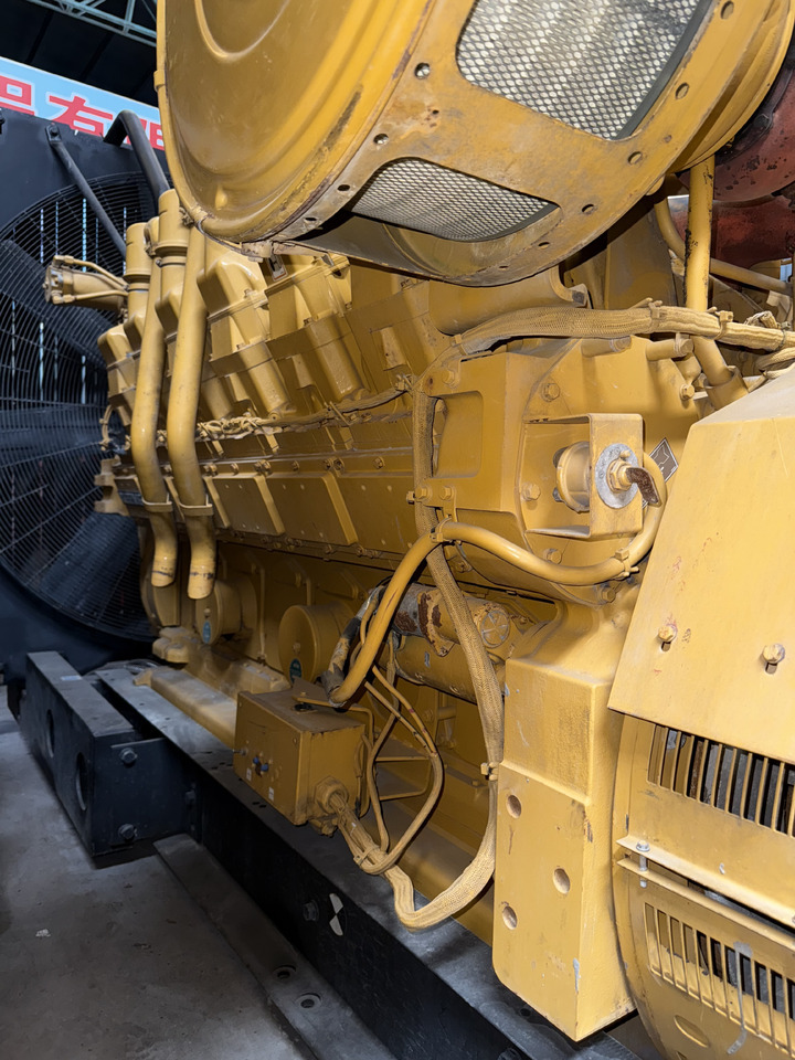 CATPILLAR 3512 - Herramienta/ Equipo: foto 4 CATPILLAR 3512 - Herramienta/ Equipo: foto 4