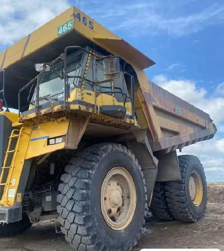 KOMATSU HD785-7 - Camión volquete: foto 1 KOMATSU HD785-7 - Camión volquete: foto 1