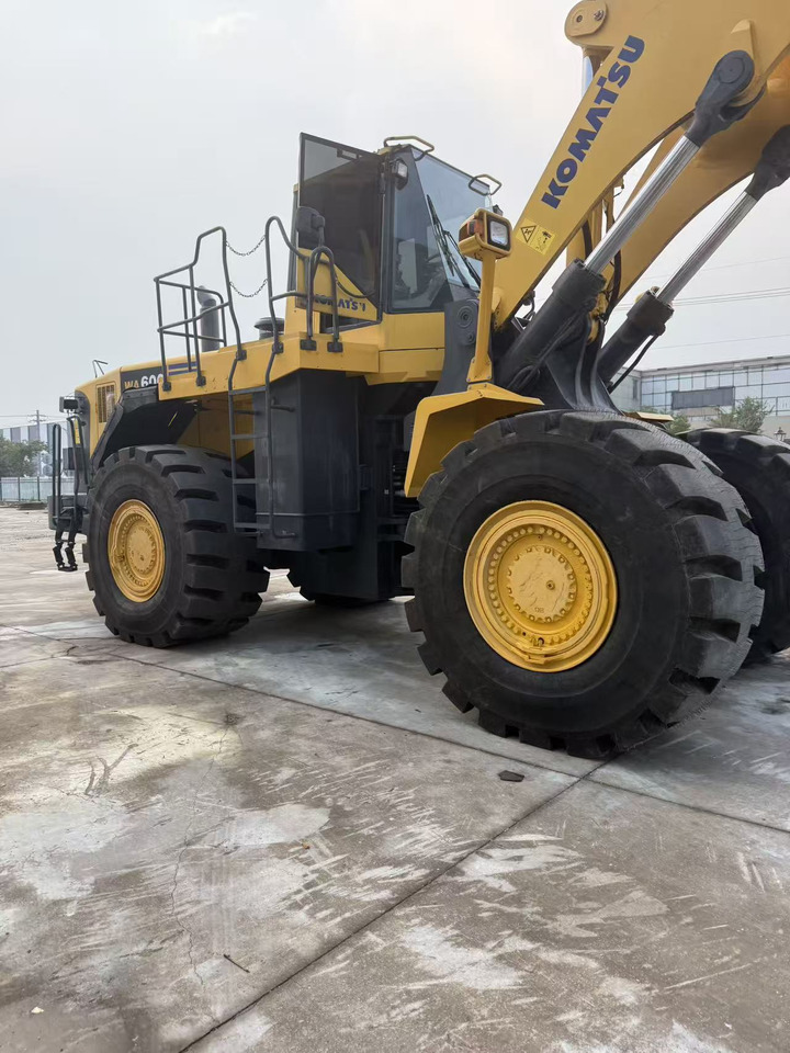 KOMATSU WA600 - Herramienta/ Equipo: foto 2 KOMATSU WA600 - Herramienta/ Equipo: foto 2