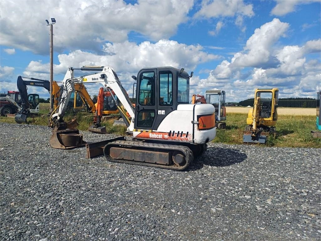 Bobcat 337D kallistajalla - Miniexcavadora: foto 3 Bobcat 337D kallistajalla - Miniexcavadora: foto 3