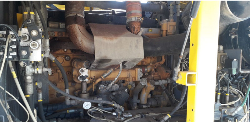 Atlas-Copco ROC L6 H25 - CAT C11 ENGINE - Perforadora: foto 2 Atlas-Copco ROC L6 H25 - CAT C11 ENGINE - Perforadora: foto 2