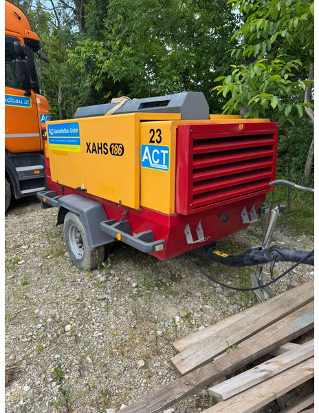 Atlas-Copco XAHS 186 - Compresor de aire: foto 1 Atlas-Copco XAHS 186 - Compresor de aire: foto 1