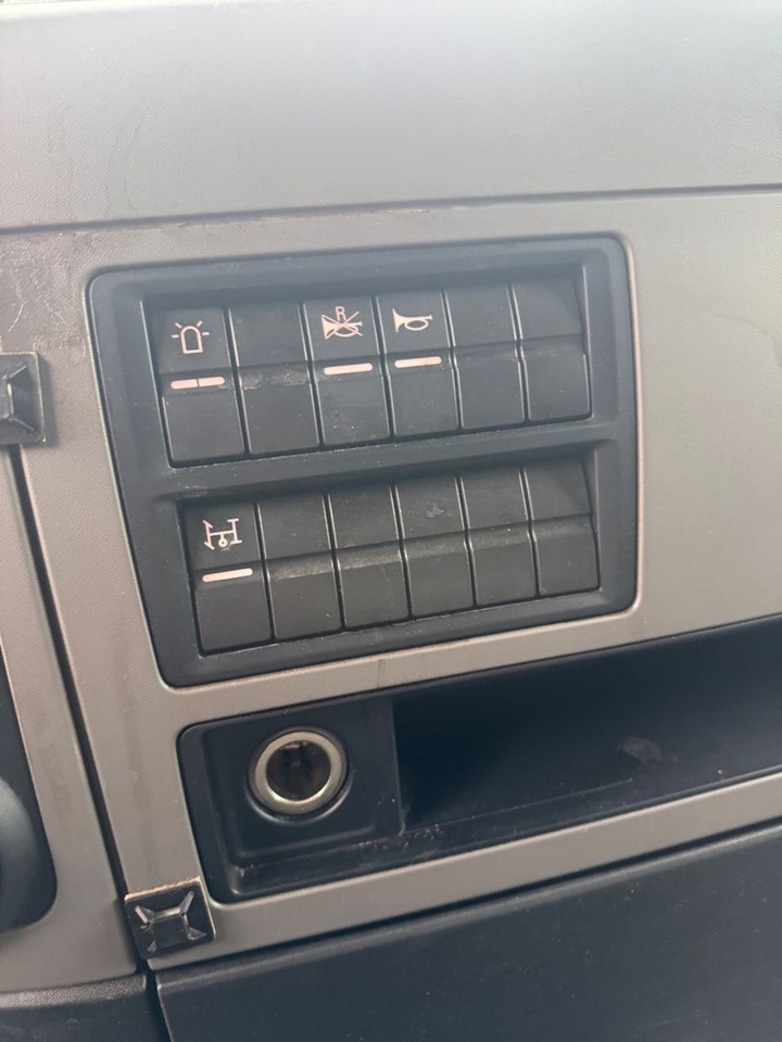 Leasing para  MAN TGX 18.500/Kipphyd./4x4/TÜV-NEU/Top-Zustand! MAN TGX 18.500/Kipphyd./4x4/TÜV-NEU/Top-Zustand!: foto 13