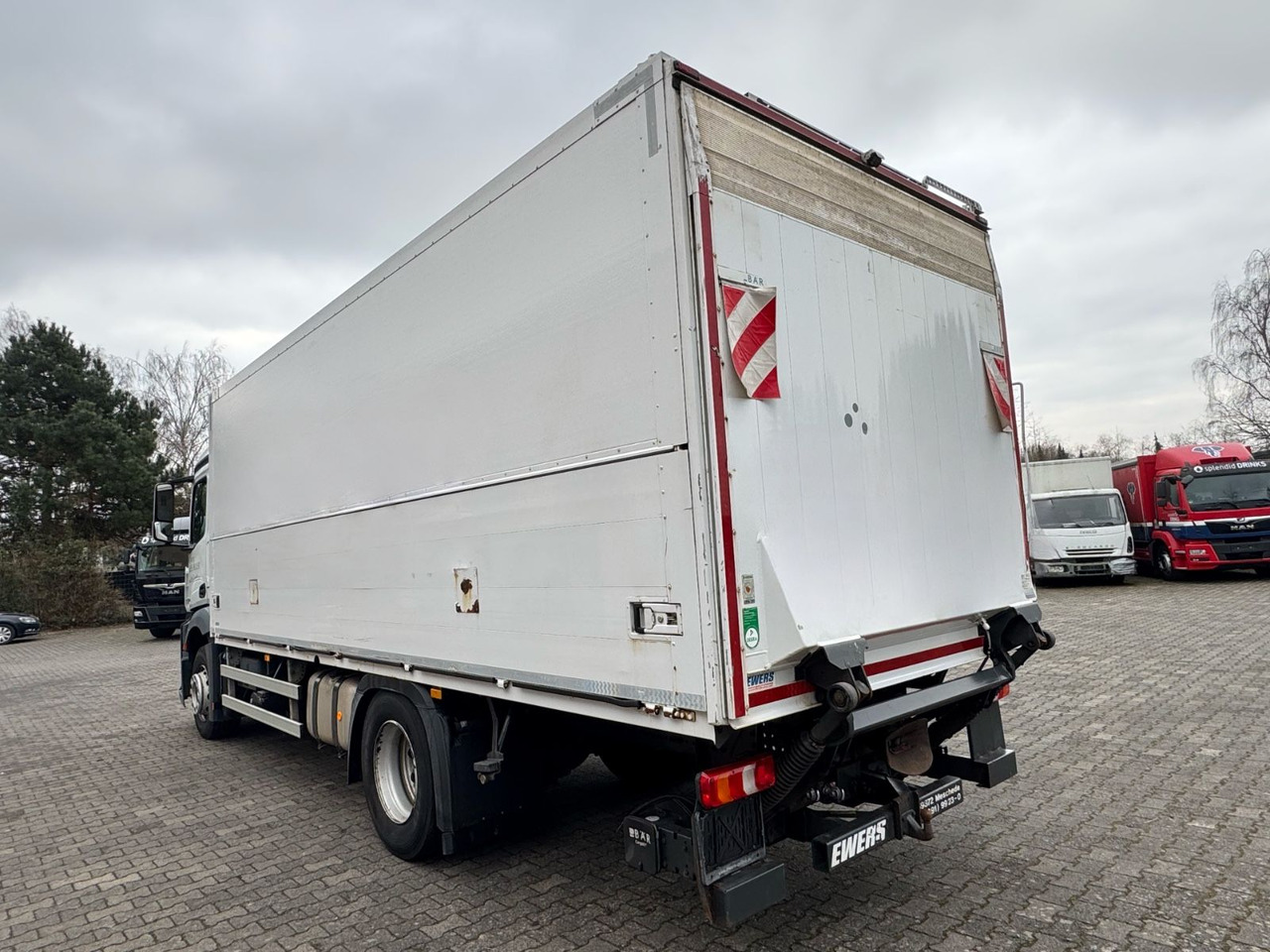 Mercedes-Benz Antos 1836L/4x2/2t.LBW/2xAHK/aus.1Hand/16.Pal. - Camión transporte de bebidas: foto 5 Mercedes-Benz Antos 1836L/4x2/2t.LBW/2xAHK/aus.1Hand/16.Pal. - Camión transporte de bebidas: foto 5