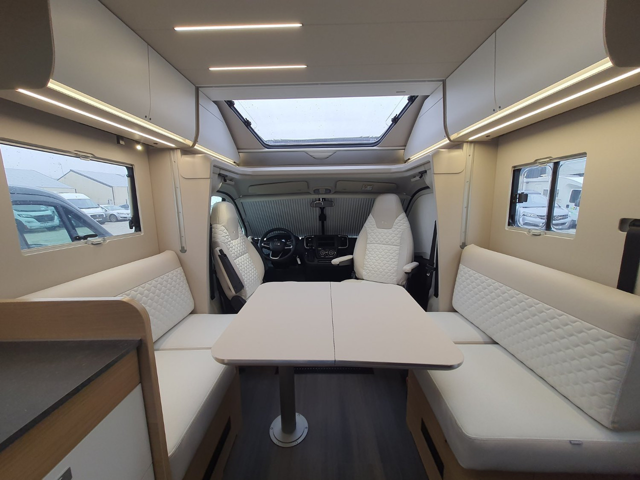 Adria Matrix Plus 670DC - Autocaravana perfilada: foto 4 Adria Matrix Plus 670DC - Autocaravana perfilada: foto 4