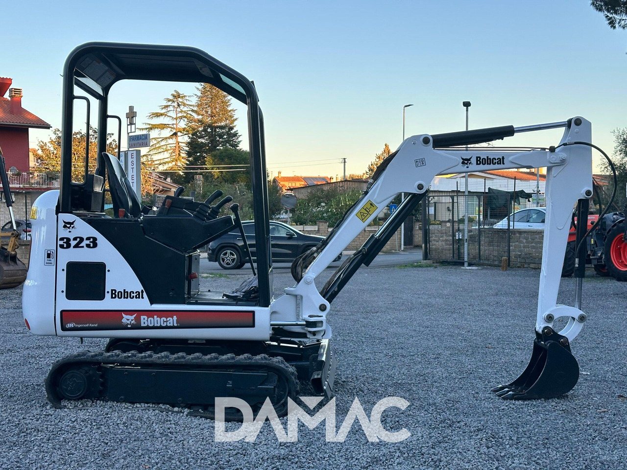 BOBCAT 323 - Miniexcavadora: foto 2 BOBCAT 323 - Miniexcavadora: foto 2