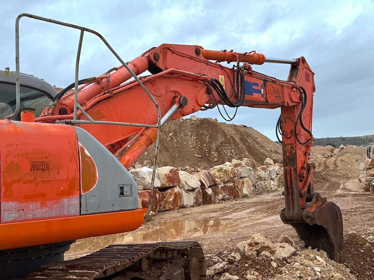 FIAT KOBELCO E305 - Excavadora de cadenas: foto 3 FIAT KOBELCO E305 - Excavadora de cadenas: foto 3