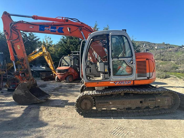 Fiat KOBELCO E115SR - Excavadora: foto 2 Fiat KOBELCO E115SR - Excavadora: foto 2