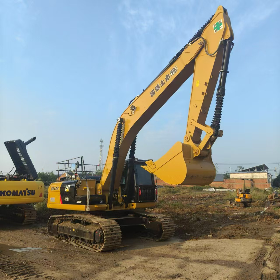 CATERPILLAR 329D2 - Excavadora de cadenas: foto 1 CATERPILLAR 329D2 - Excavadora de cadenas: foto 1