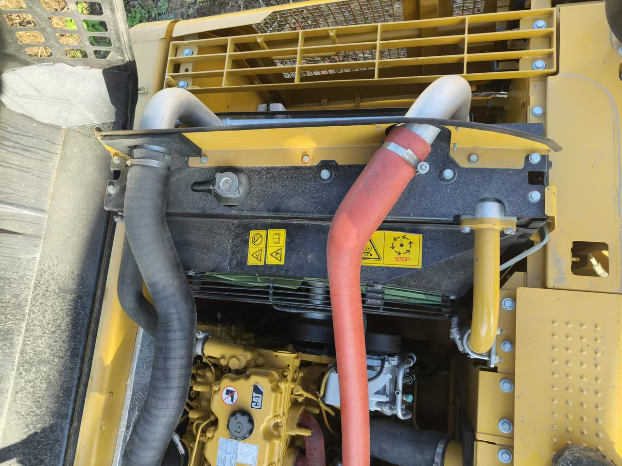 Excavadora de cadenas CATERPILLAR 330D: foto 8