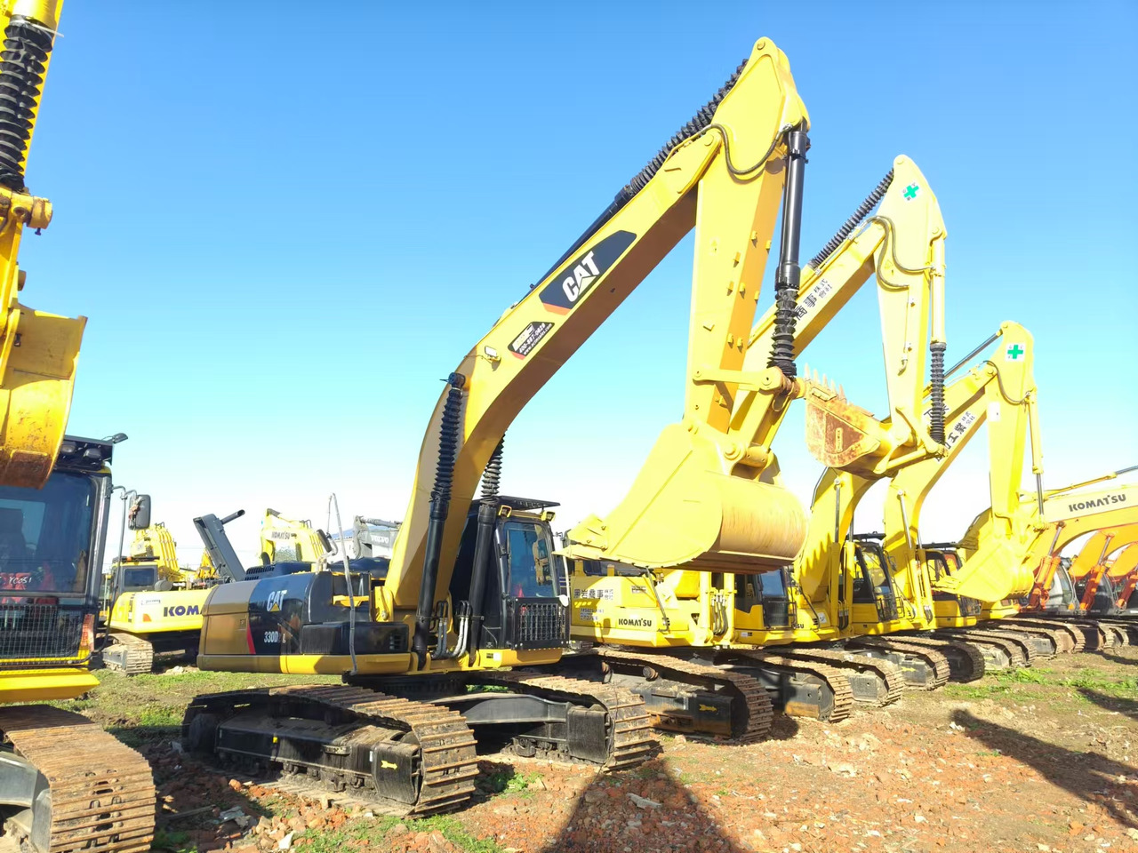 Excavadora de cadenas CATERPILLAR 330D: foto 27