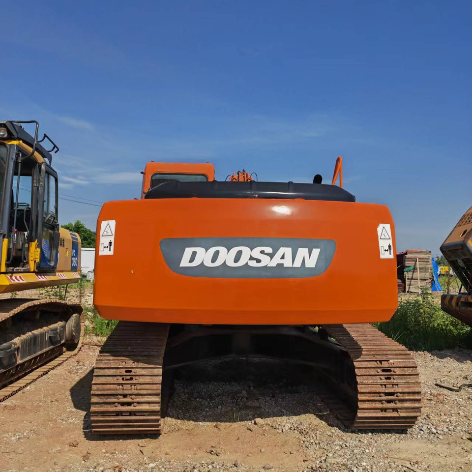 DOOSAN DH220 - Excavadora de cadenas: foto 3 DOOSAN DH220 - Excavadora de cadenas: foto 3