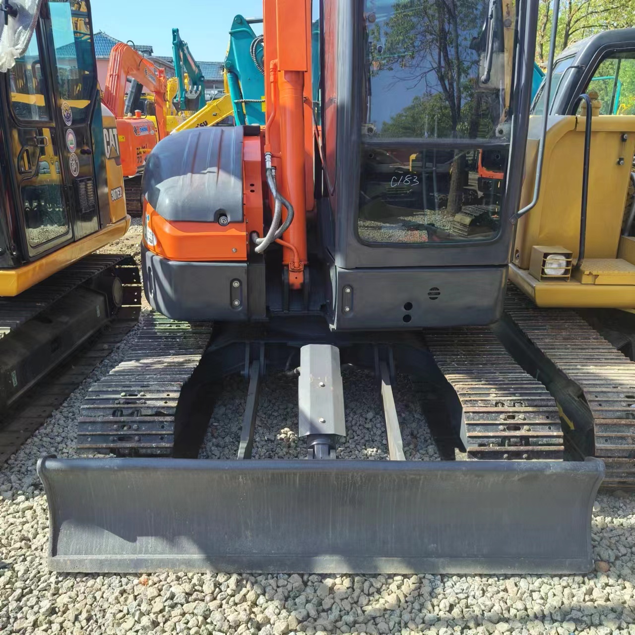 Miniexcavadora HITACHI ZX 55: foto 6 Miniexcavadora HITACHI ZX 55: foto 6