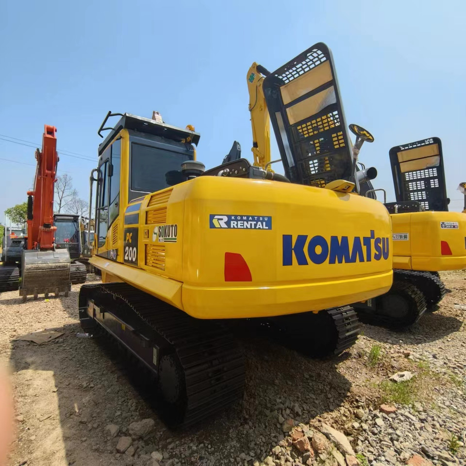 KOMATSU PC200-8MO - Excavadora de cadenas: foto 2 KOMATSU PC200-8MO - Excavadora de cadenas: foto 2