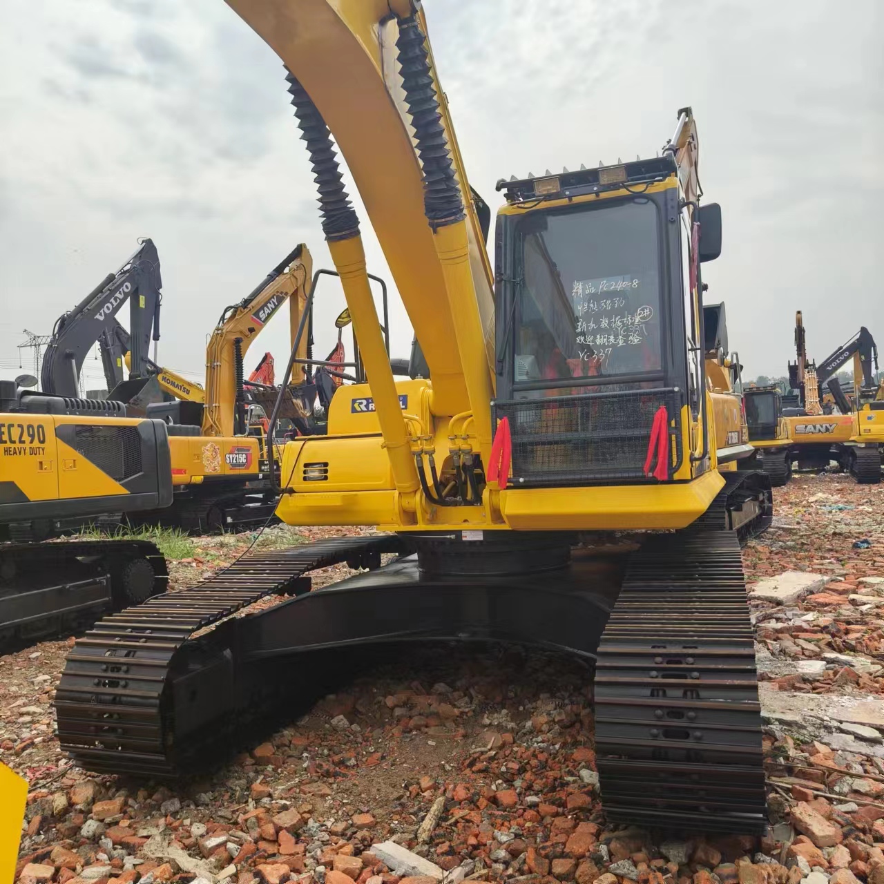 Excavadora de cadenas KOMATSU PC240: foto 6