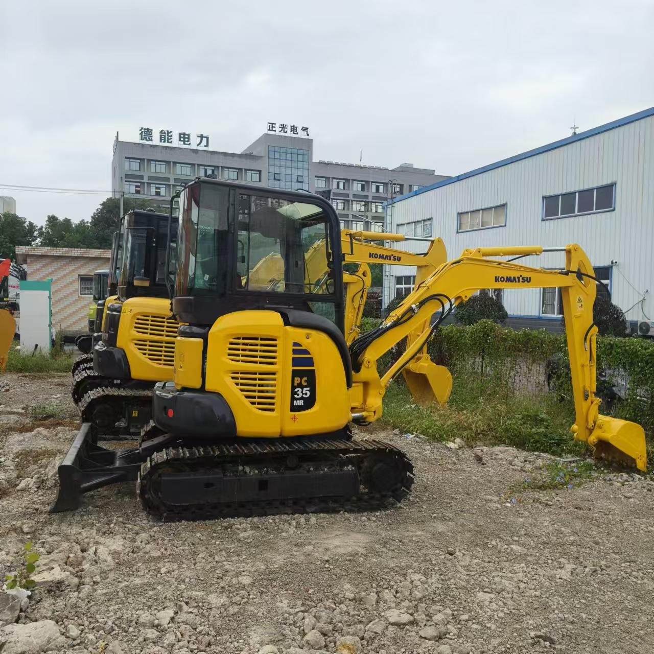 KOMATSU PC35 - Miniexcavadora: foto 1 KOMATSU PC35 - Miniexcavadora: foto 1