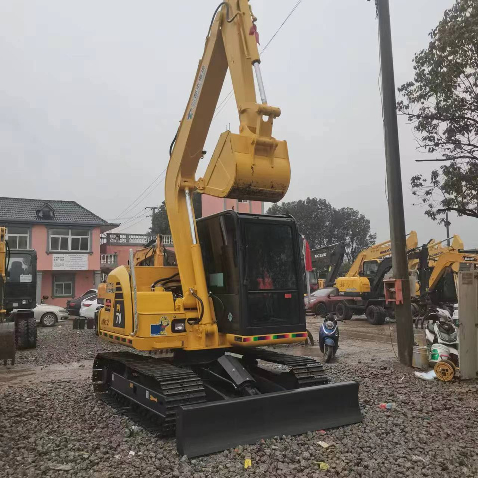 KOMATSU PC70 - Miniexcavadora: foto 1 KOMATSU PC70 - Miniexcavadora: foto 1