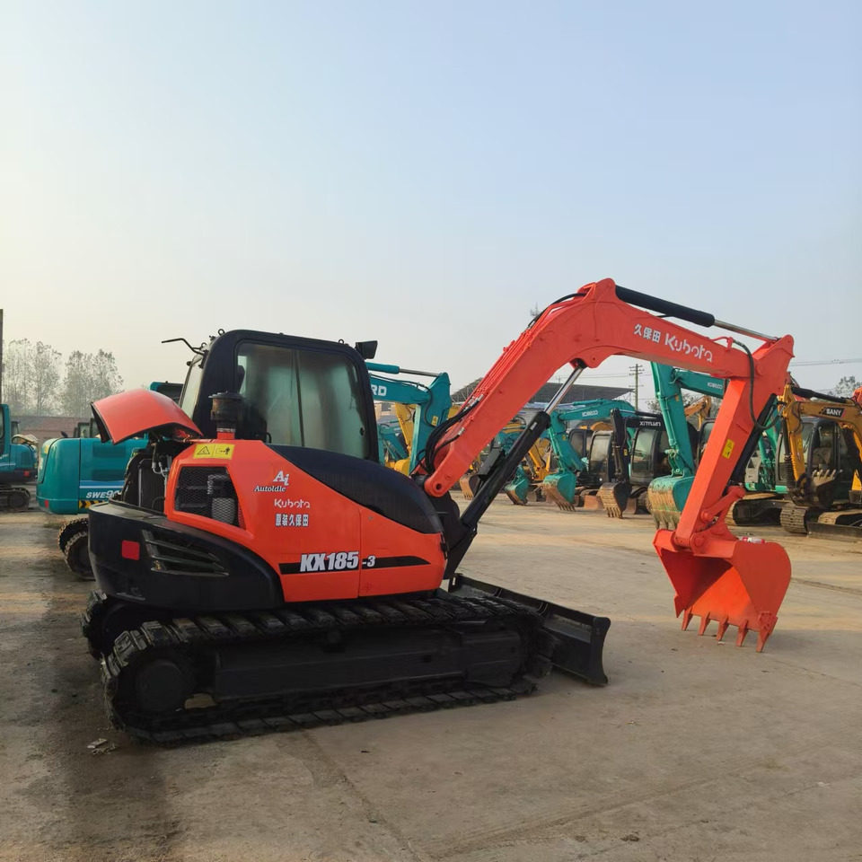 KUBOTA KX185 - Excavadora de cadenas: foto 1 KUBOTA KX185 - Excavadora de cadenas: foto 1