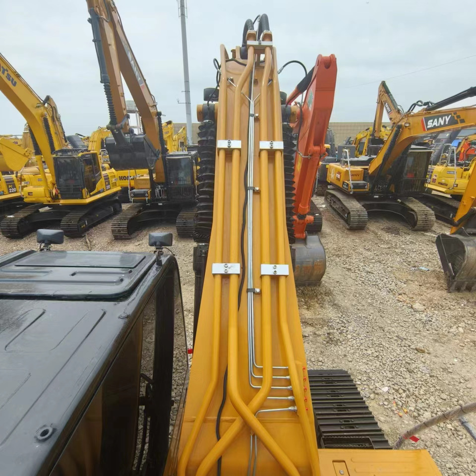 Excavadora de cadenas SANY SY235H: foto 13