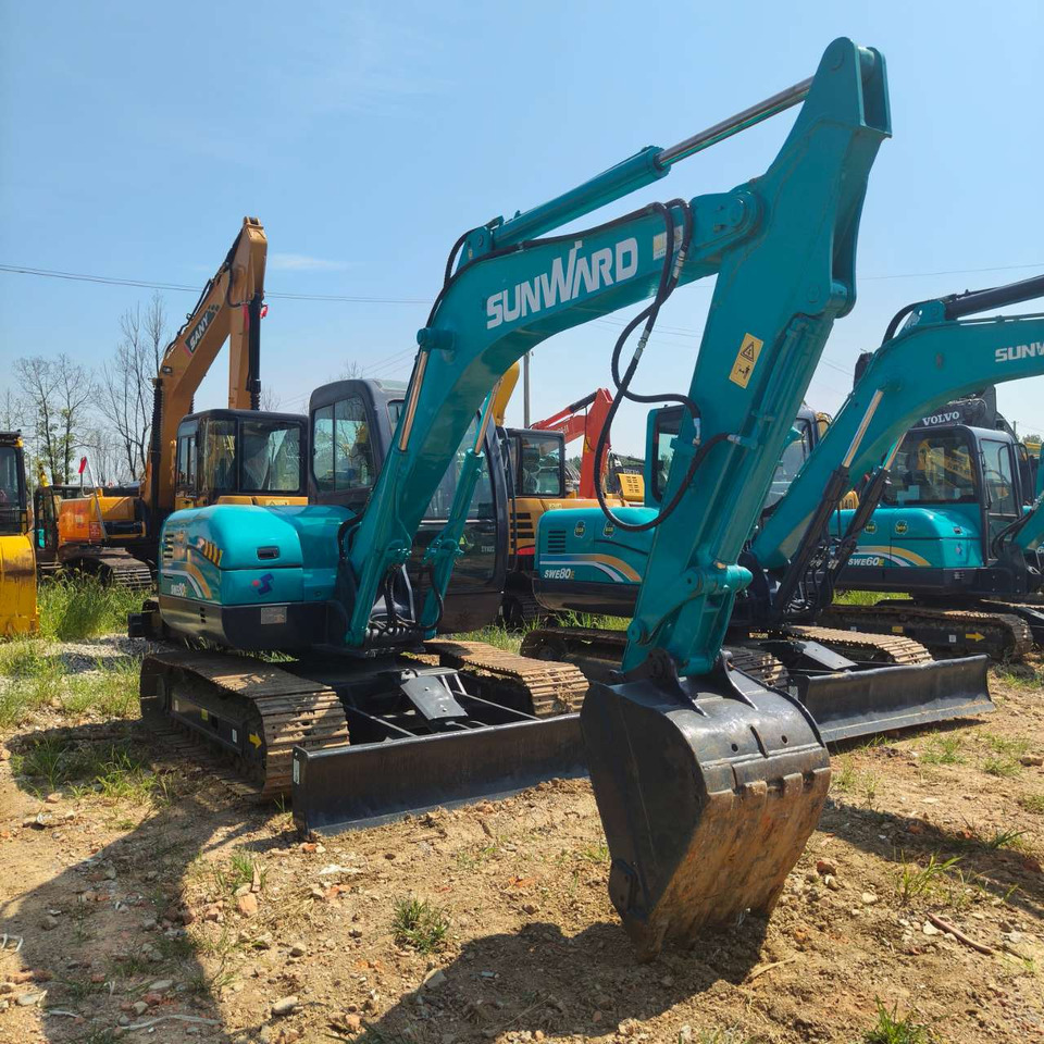 SUNWARD SWE 80E - Excavadora de cadenas: foto 1 SUNWARD SWE 80E - Excavadora de cadenas: foto 1
