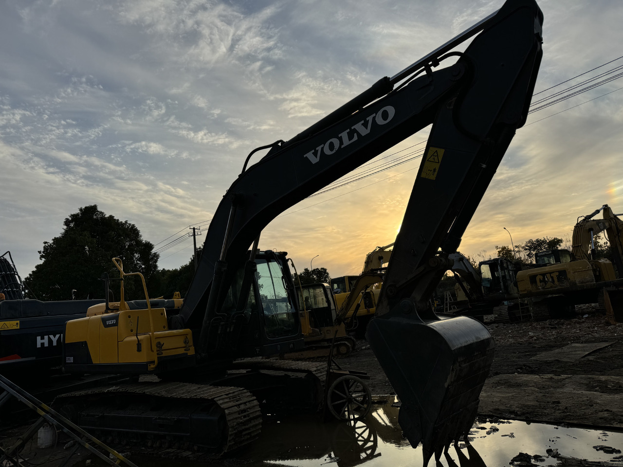 Leasing para VOLVO EC220D VOLVO EC220D: foto 10