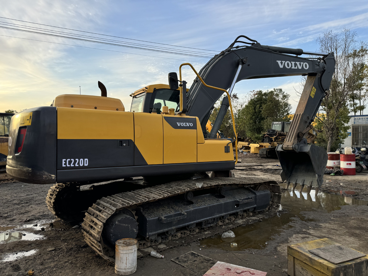 Leasing para VOLVO EC220D VOLVO EC220D: foto 16